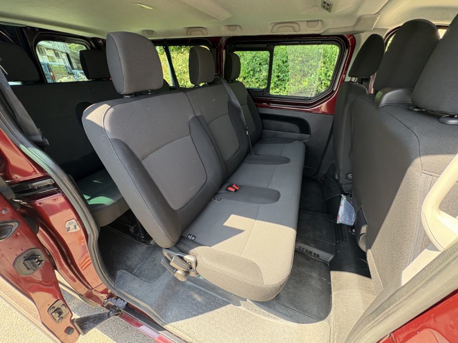 Renault Trafic Grand Passenger 2,0 dCi 110 Zen, fotografija 13