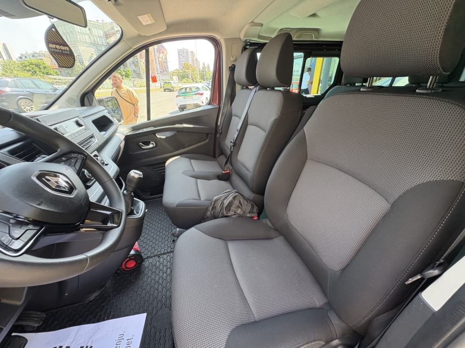 Renault Trafic Grand Passenger 2,0 dCi 110 Zen, fotografija 16