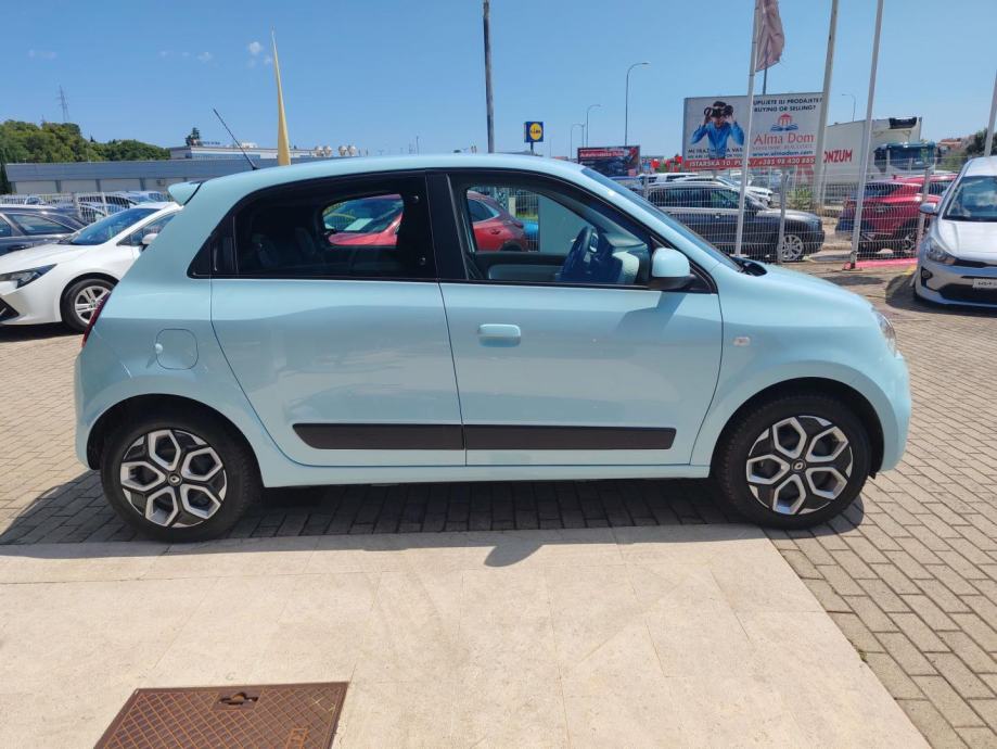 Renault Twingo 1.0 samo 8000 km !!!, UREDNO ODRŽAVAN, GARANCIJA, fotografija 6
