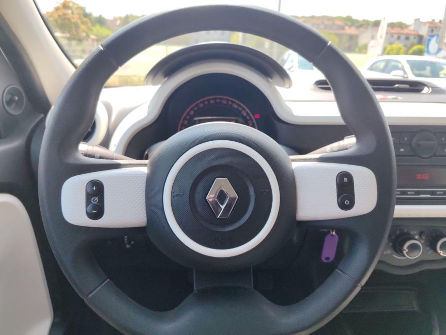 Renault Twingo 1.0 samo 8000 km !!!, UREDNO ODRŽAVAN, GARANCIJA, fotografija 16