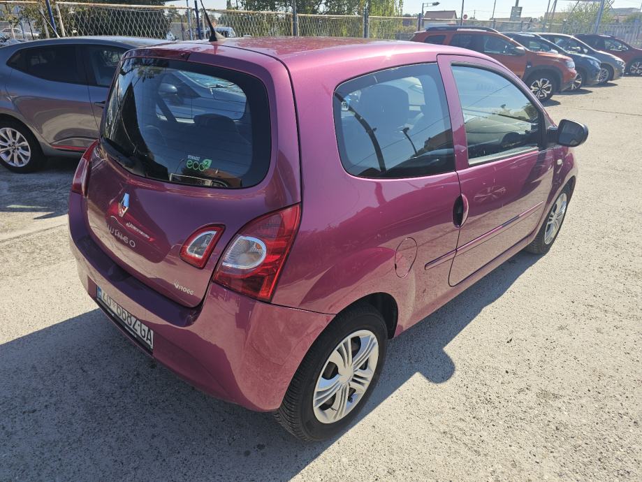 Renault Twingo 1,2 16V*67000 km*2012 godina*, fotografija 3