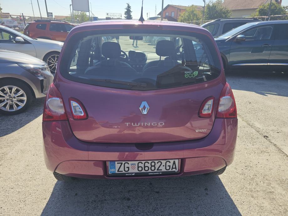 Renault Twingo 1,2 16V*67000 km*2012 godina*, fotografija 6