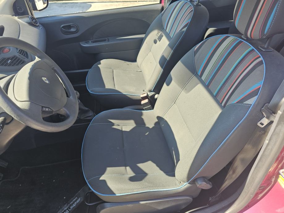 Renault Twingo 1,2 16V*67000 km*2012 godina*, fotografija 8