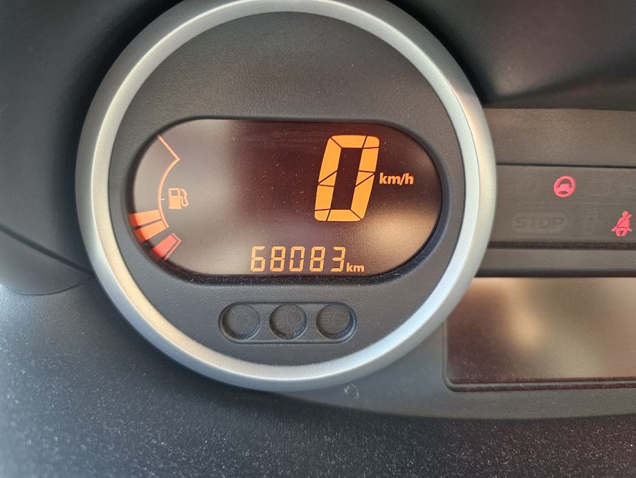 Renault Twingo 1,2 16V*67000 km*2012 godina*, fotografija 10