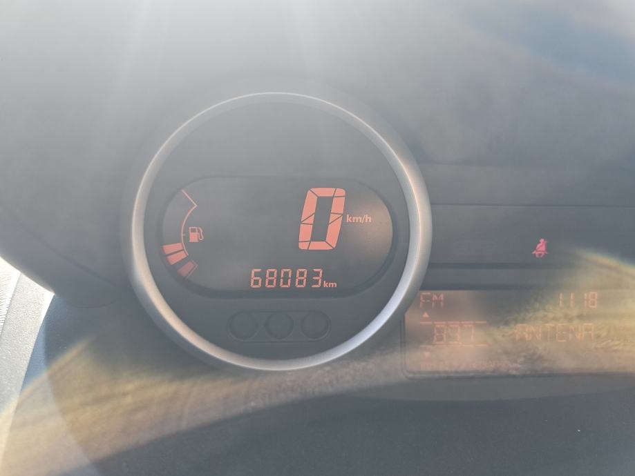 Renault Twingo 1,2 16V*67000 km*2012 godina*, fotografija 11