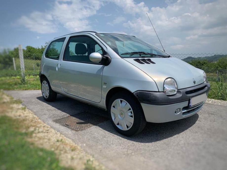 Renault Twingo 1,2 16V *KLIMA* *66300 km* + nove zimske gume