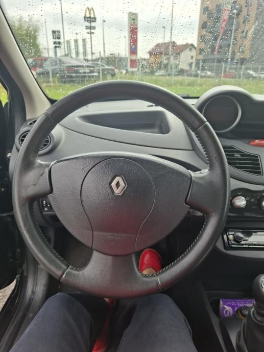 Renault Twingo 1,2 - PRILIKA!, fotografija 9