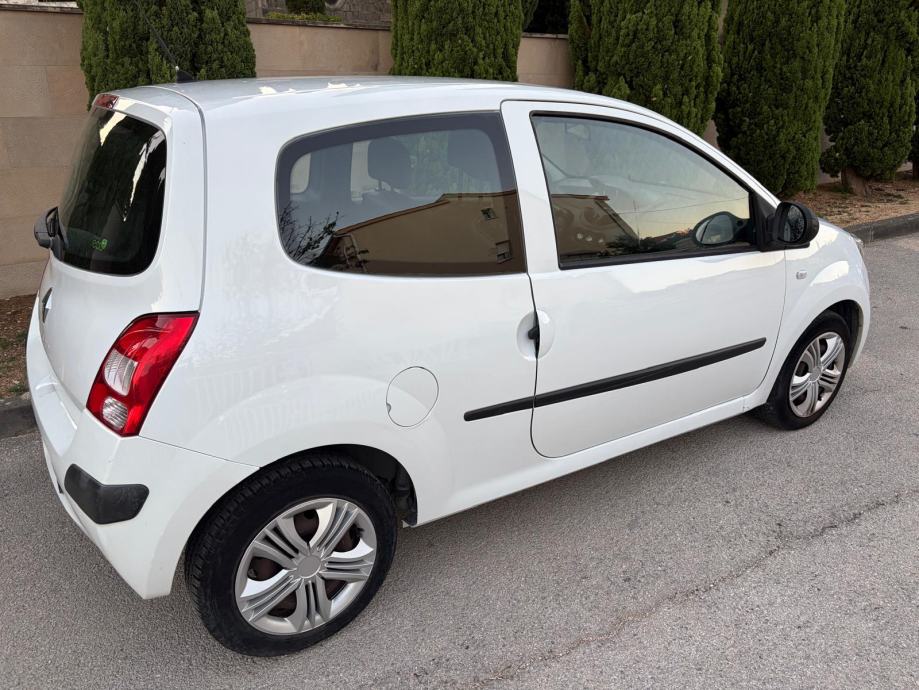 Renault Twingo II 1,2, fotografija 2