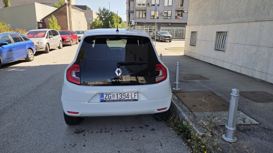 Renault Twingo, 2019. Samo 41000km, klima, fotografija 6