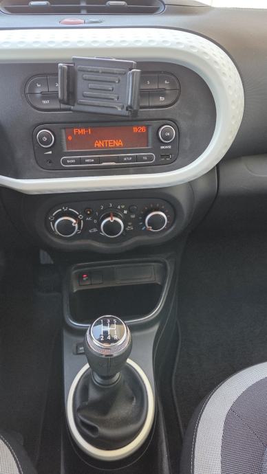 Renault Twingo, 2019. Samo 41000km, klima, fotografija 11