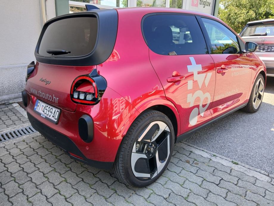 Renault Twingo E-Tech Techno, fotografija 6