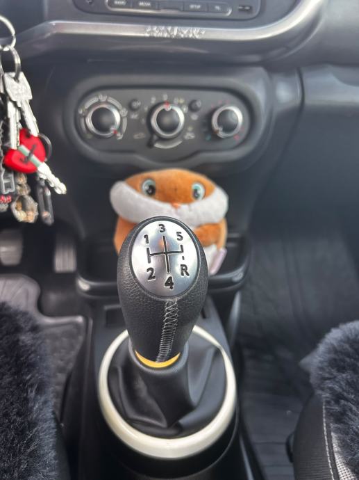 Renault Twingo Ltd SCe 70 2018g 18052km, fotografija 9