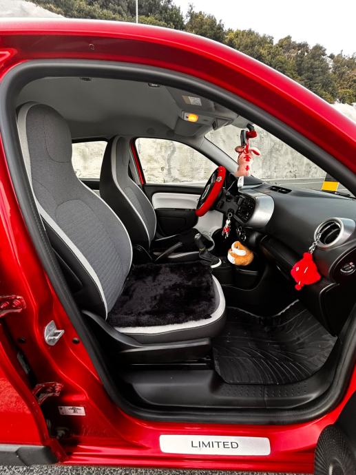 Renault Twingo Ltd SCe 70 2018g 18052km, fotografija 12