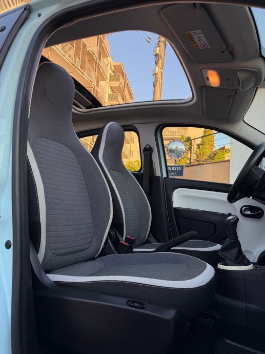 Renault Twingo *LUXE*PANORAMA*SAMO 53000KM*KAO NOV!GARANCIJA NA KM!, fotografija 6