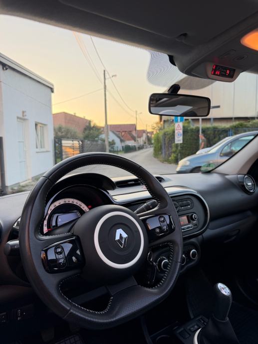 Renault Twingo *LUXE*PANORAMA*SAMO 53000KM*KAO NOV!GARANCIJA NA KM!, fotografija 9