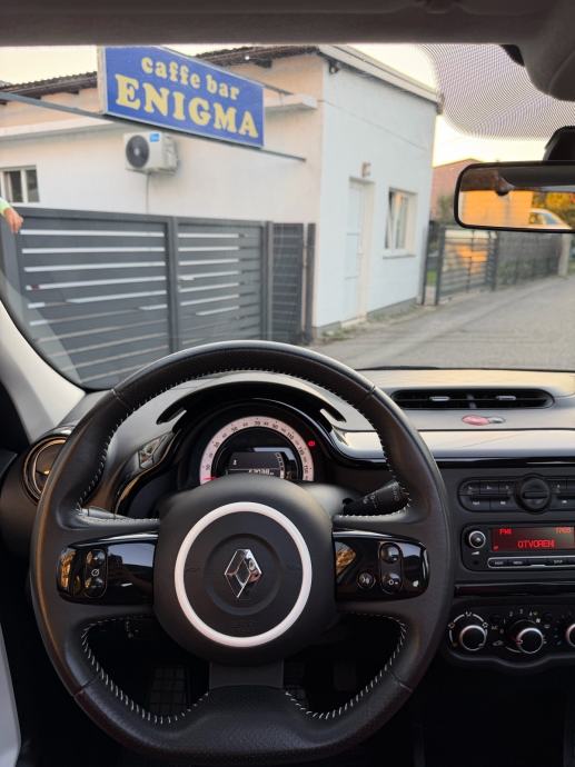 Renault Twingo *LUXE*PANORAMA*SAMO 53000KM*KAO NOV!GARANCIJA NA KM!, fotografija 10