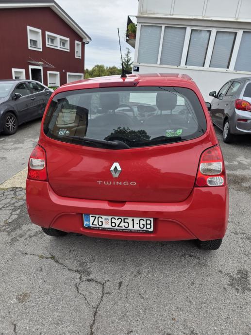 Renault Twingo- neispravan, fotografija 2