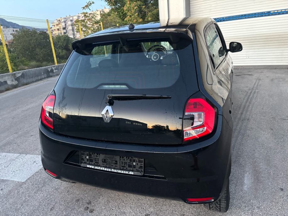 Renault Twingo SCe 65 Reg 09/2027 Top stanje nove gume, fotografija 6