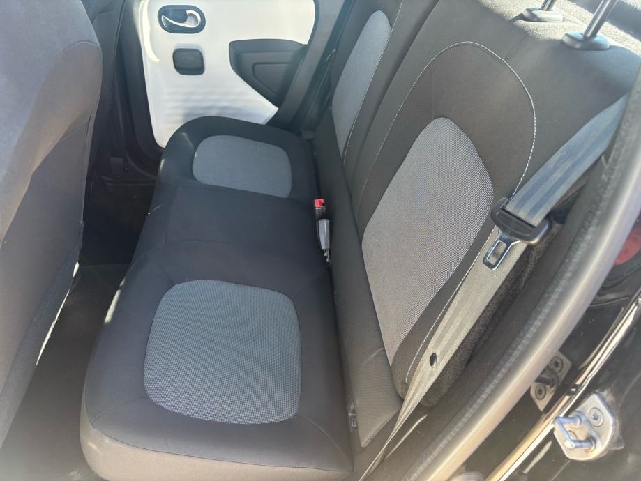 Renault Twingo SCe 65 Reg 09/2027 Top stanje nove gume, fotografija 11