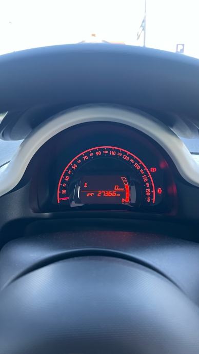 Renault Twingo SCe 65, fotografija 17