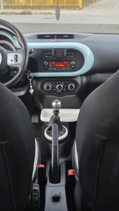 Renault Twingo TCe 90, Intens Novo Reg. 10/27, fotografija 7
