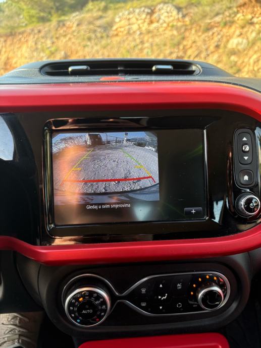 Renault Twingo TCe 90, fotografija 7