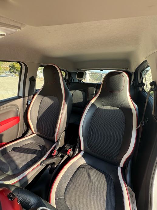 Renault Twingo TCe 90, fotografija 6