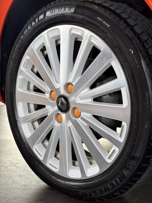 Renault Twingo Z.E. R80 Intens - kamera, alu 16", fotografija 18