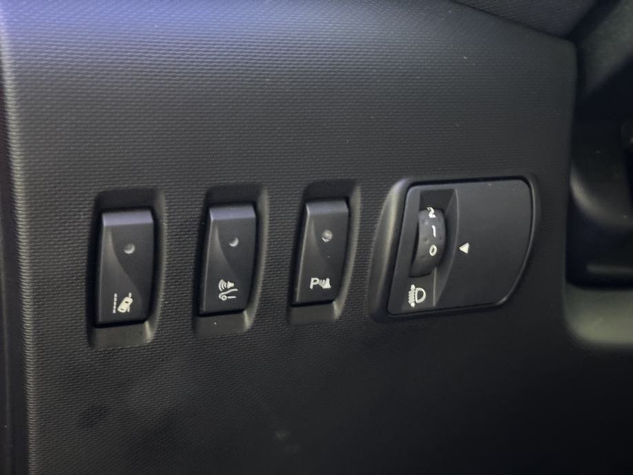 Renault Twingo Z.E. R80 Intens - kamera, alu 16", fotografija 16