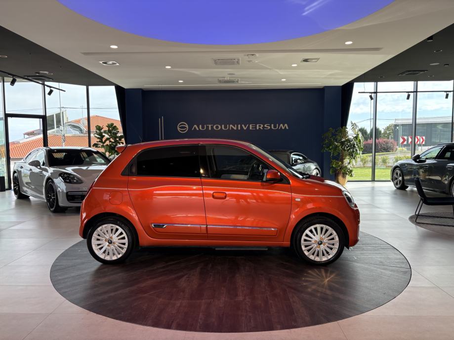 Renault Twingo Z.E. R80 Intens - kamera, alu 16", fotografija 5