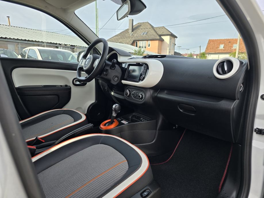 Renault Twingo Z.E. / VIBES / 100 STRUJA / AUTOMATIK / 2021 GOD /, fotografija 17