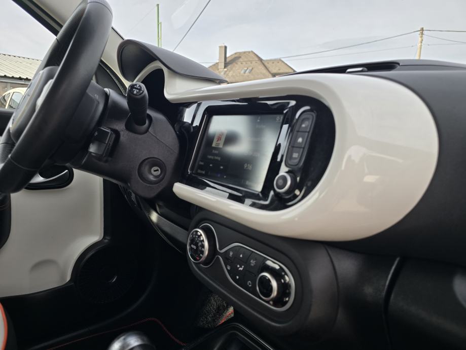 Renault Twingo Z.E. / VIBES / 100 STRUJA / AUTOMATIK / 2021 GOD /, fotografija 18