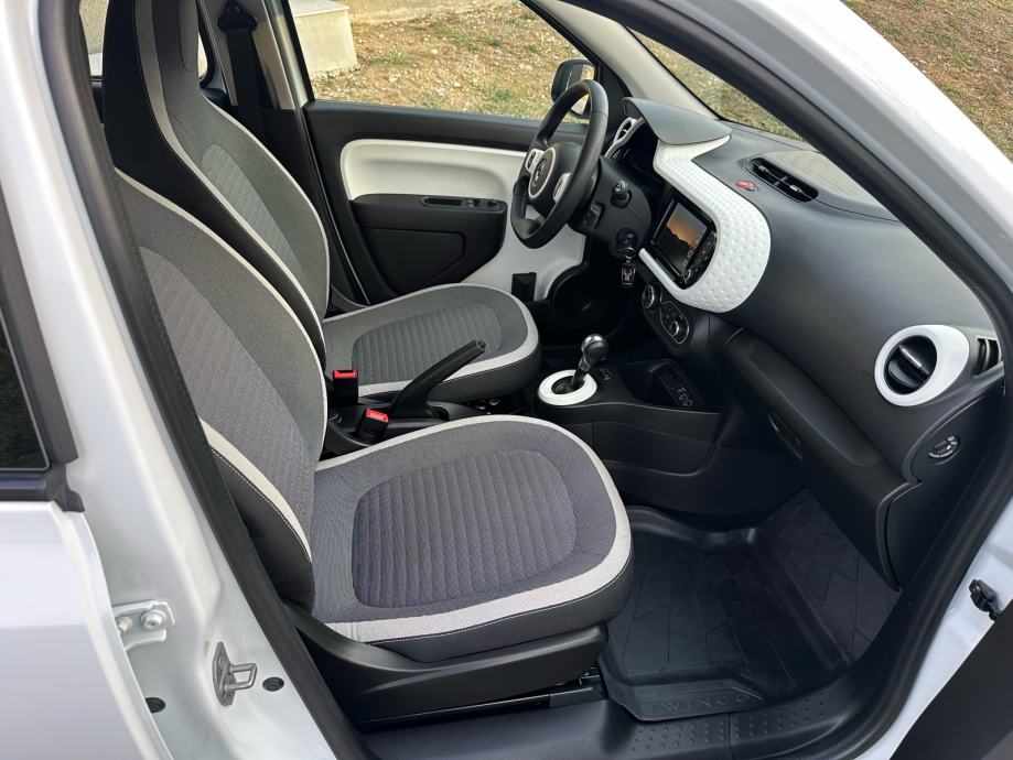 Renault Twingo ZEN R 80 automatik - ODLIČAN - VRIJEDI POGLEDATI!!, fotografija 11