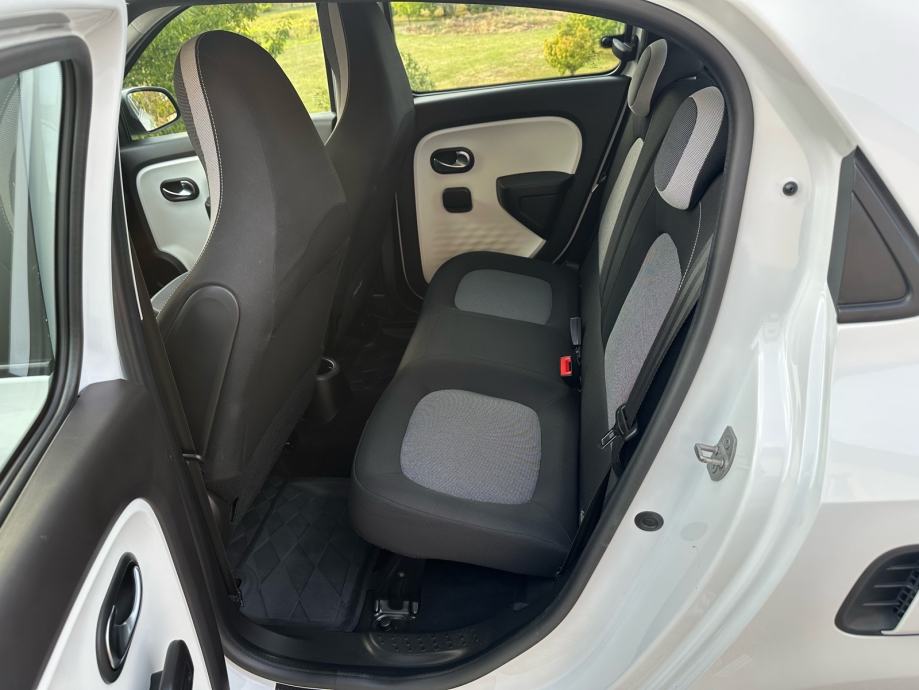 Renault Twingo ZEN R 80 automatik - ODLIČAN - VRIJEDI POGLEDATI!!, fotografija 12