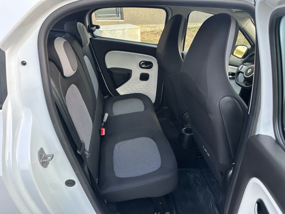 Renault Twingo ZEN R 80 automatik - ODLIČAN - VRIJEDI POGLEDATI!!, fotografija 13