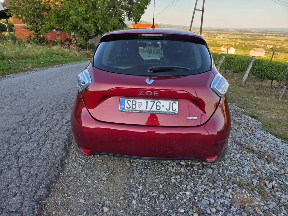 Renault Zoe 2018. Bose edition - 300 km doseg, pogled izvana - slika 4