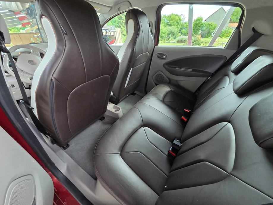 Renault Zoe 2018. Bose edition - 300 km doseg, fotografija 7