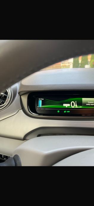 Renault Zoe 2018. Bose edition - 300 km doseg, fotografija 17