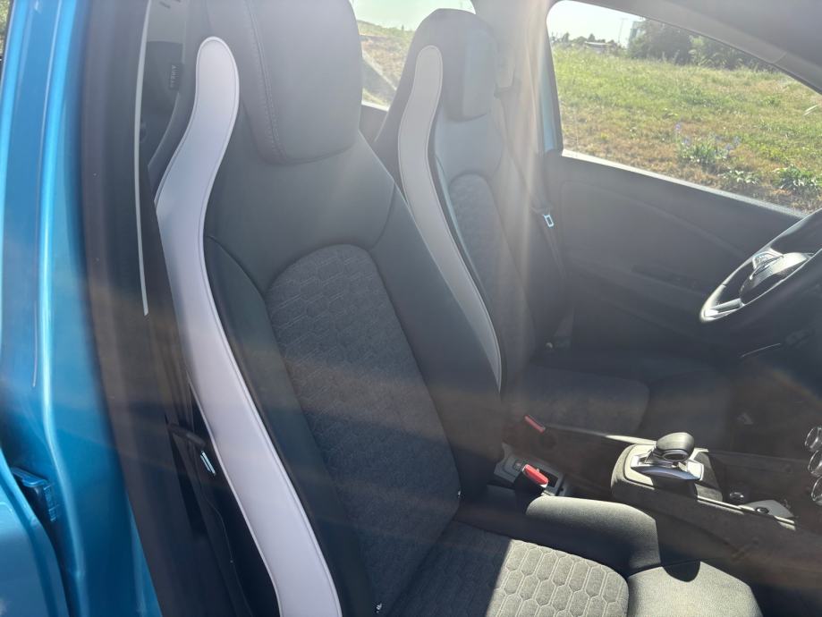 Renault ZOE Intens R135 Z.E.50 52 kWh – DC brzo punjenje, fotografija 11