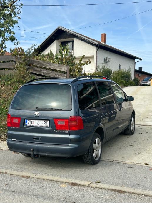 Seat alhambra, fotografija 4