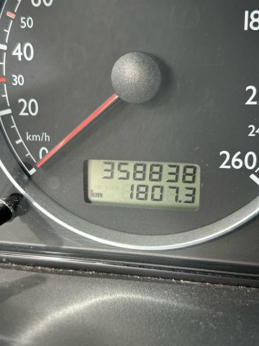 Seat alhambra, fotografija 6