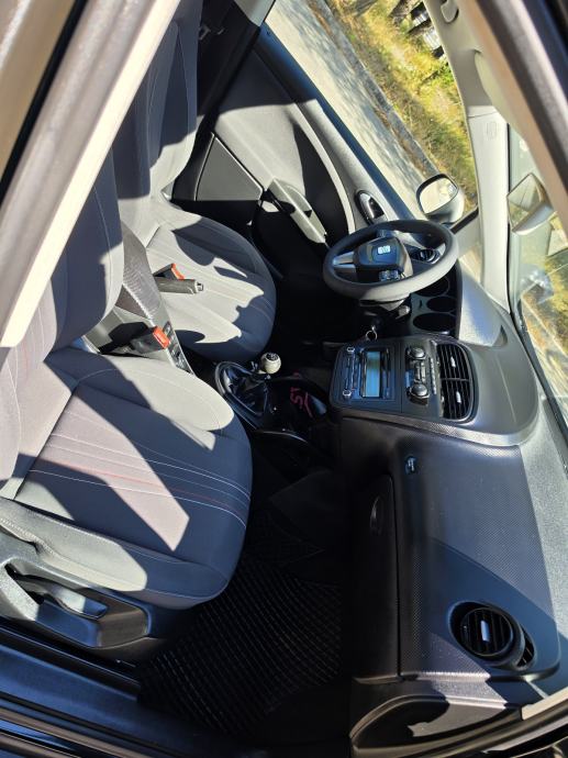 Seat Altea 1,6 TDI Copa TOP STANJE, fotografija 11
