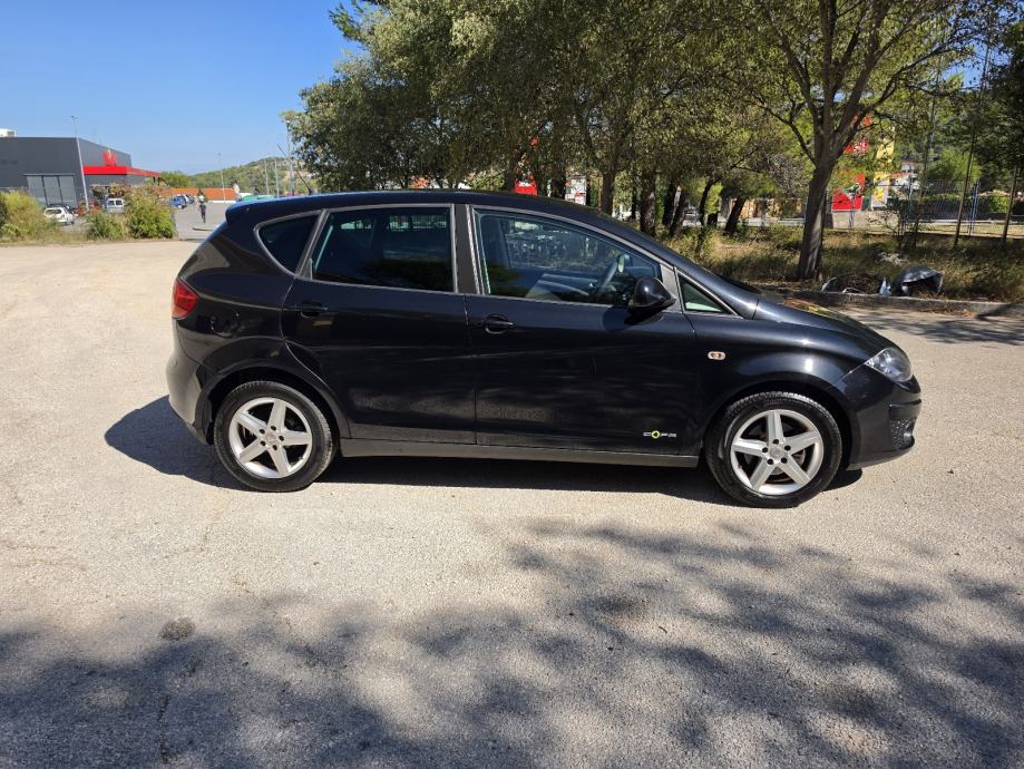 Seat Altea 1,6 TDI Copa TOP STANJE, fotografija 4