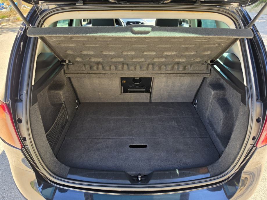 Seat Altea 1,6 TDI Copa TOP STANJE, fotografija 15