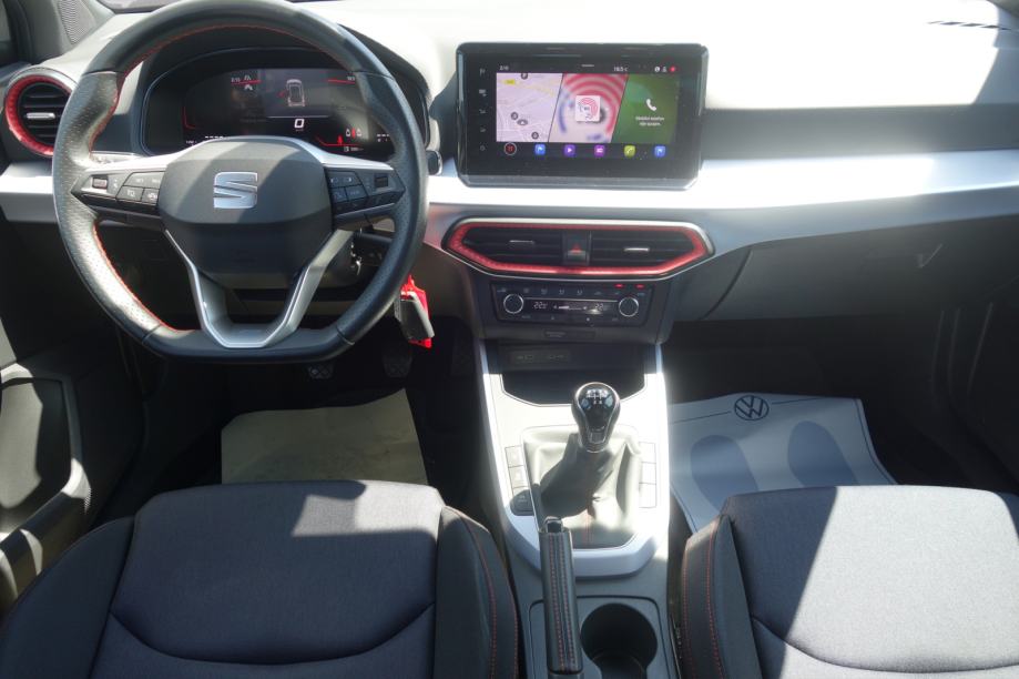 Seat Arona 1,0 TSI FR, fotografija 11