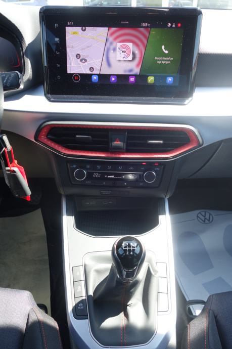 Seat Arona 1,0 TSI FR, fotografija 15
