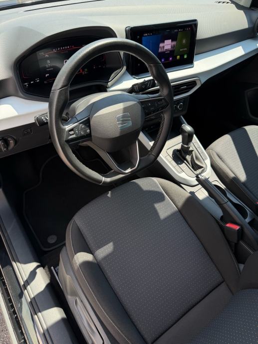 Seat Arona 1,0 TSI automatik *full oprema*12/23.*, fotografija 8
