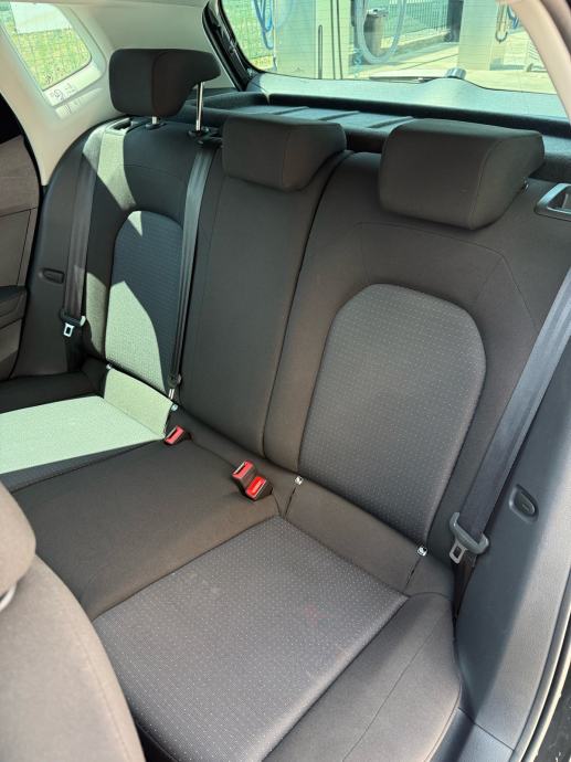 Seat Arona 1,0 TSI automatik *full oprema*12/23.*, fotografija 14