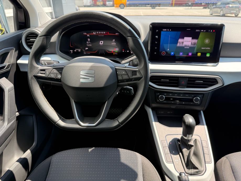 Seat Arona 1,0 TSI automatik *full oprema*12/23.*, fotografija 15