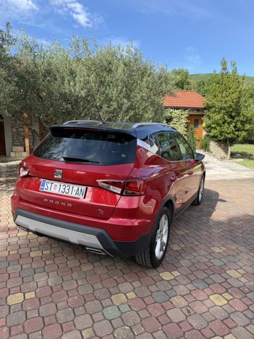 Seat Arona FR Plus 1.0 TSI DSG, prvi vlasnik, ovlašteni servis, fotografija 3